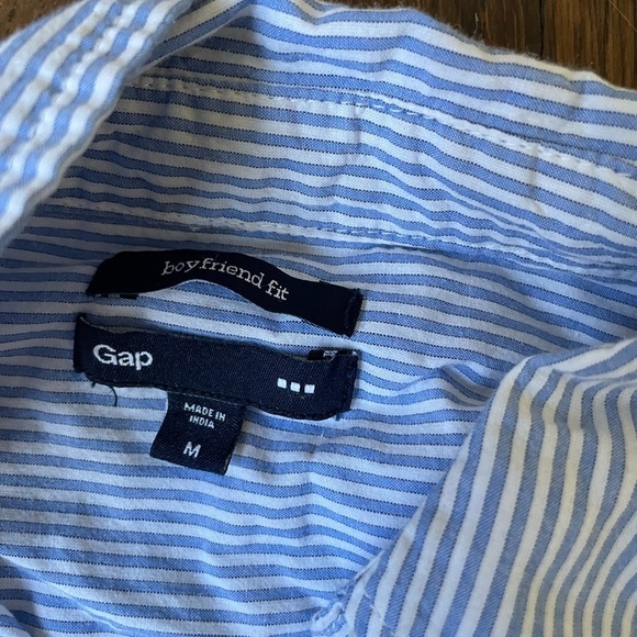 Gap boyfriend fit striped button down shirt - Picture 4 of 4